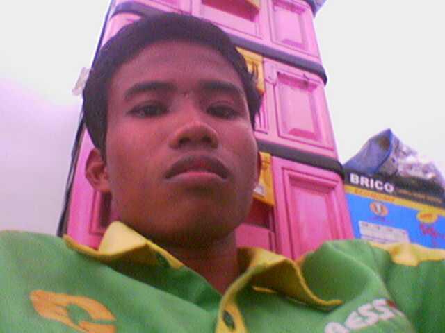 mhf_fikri's profile picture.