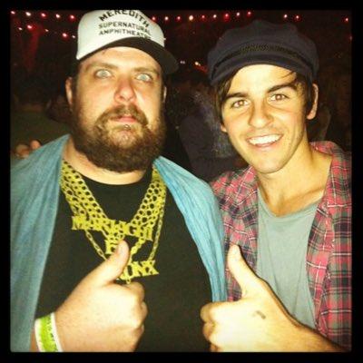 jcrerar11's profile picture. parody account