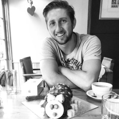 tomhu1993's profile picture. 