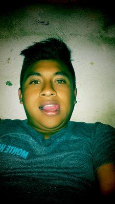 ESTUARDITOPEREZ's profile picture. Feliz :)