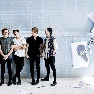 Follow and turn on notifications if you're going to see 5sos in Connecticut on June 30th/July 1st 2016!