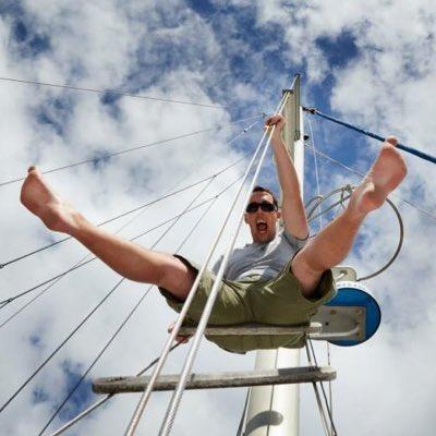 #SwiftLang evangelist, dev #blogger, gym junkie, adventure seeker, iOS, tvOS and Android code addict... oh, and just simply a massive tech geek!