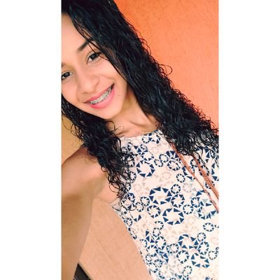 o tempo passa cada dia a saudade aumenta @Araujovivianne... Te Amo!!