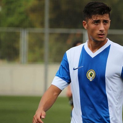 Ex Jugador del Valencia C.F, actualmente jugando en el Hercules C.F Campeón de España con la Selección Valenciana Sub 18 en 2012 . Nacido en Villajoyosa .