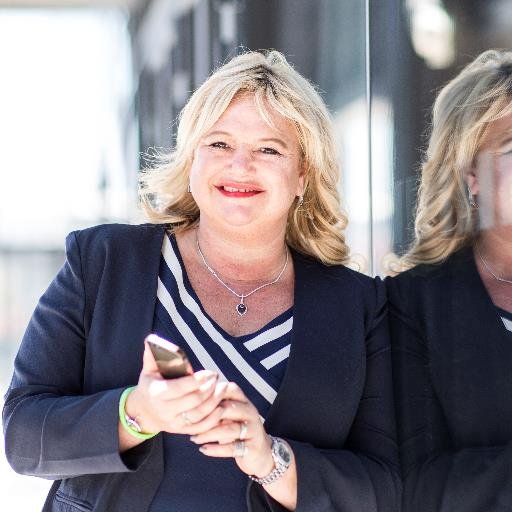 Experienced CEO. Passionate about people, customers, change management & living life to the full