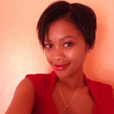 Licensed aesthetician| Skincare therapist| @skintiqueza
