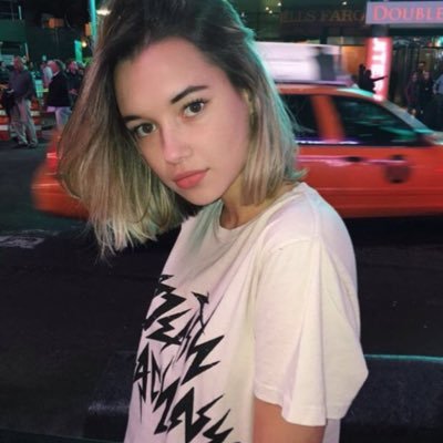 stellarpgrdlt's profile picture. she got the devil look but she has the soul of an angel.