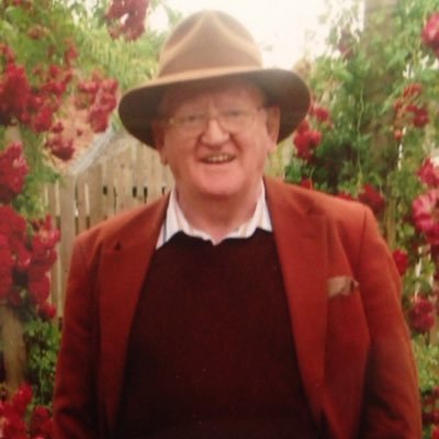 Atheist Retired tailor Aston Villa http://fan. loves cooking cricket football politics and Ireland. And im an industrial school survivor views my own!