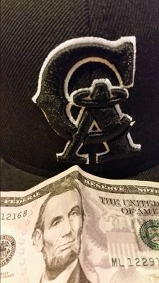 jakebanditz's profile picture. I probably don't get you but waddup