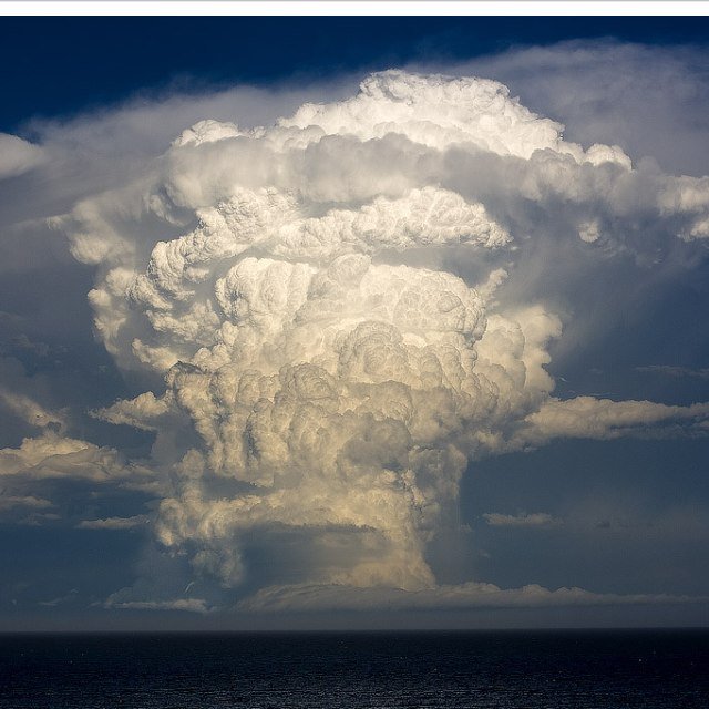 bbnn1234tt's profile picture. بندر حبكري ،مطارد وهاوي للأمطار ورحمات الله في جميع ارجاء بلآدي  وعضو من اعضاء فريق طقس جيزان 

https://t.co/XMl0sGWDJp