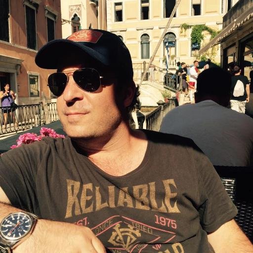 joshbarkin's profile picture. Building AI Micro SaaS. Current Founder @botsheets @roundupsAI