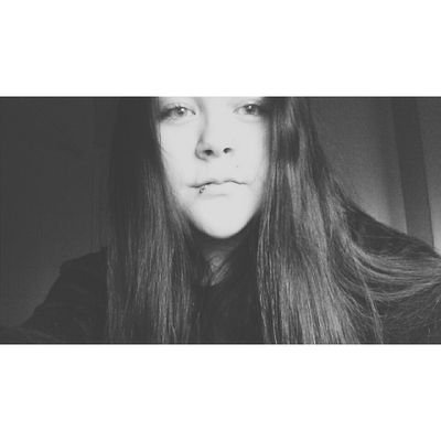 catsmoree's profile picture. Capricorn || Van Island ✌