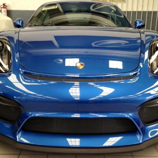 Huxmen's profile picture. 