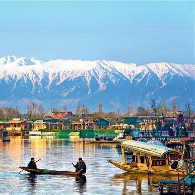 Jammu & Kashmir – where green meadows, valleys of flowers and apple orchards are eagerly waiting to welcome you 