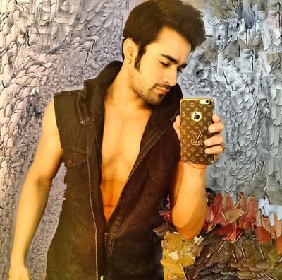 We are here to support and cheer Pearl V Puri!
@PearlVPuri follows us too!
Follow us on Insta: @TeamPearlVPuri