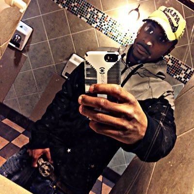 wavvyboy360's profile picture. 