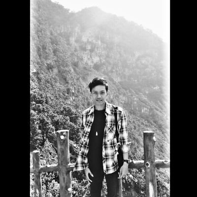 yg everything cuma kamu seorang. NovitaSariDinata❤