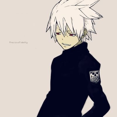 Guadaña de Maka. Mejor amigo de Black Star según él. Juro que conseguiré ser Death Sycthe.