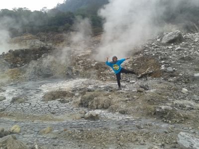 RetnoOctv's profile picture. Tegak sebelum bengkok