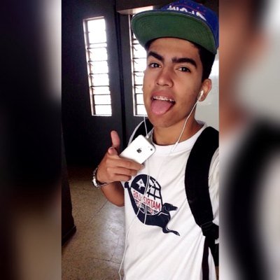 fb= Gustaavo Wiatrowski
Wpp= 51 82384517
Snap= g_wiatrowski