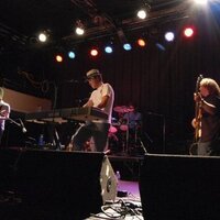 Ferris (@ferrisband) 's Twitter Profile
