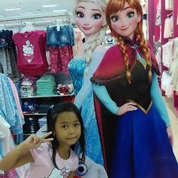 ayeshalorra's profile picture. 