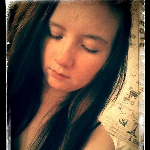 Hey I'm Natasha I am a radio presenter at SHMU FM and have been for five years i love rock music but i am also a huge country fan. i am from aberdeen
