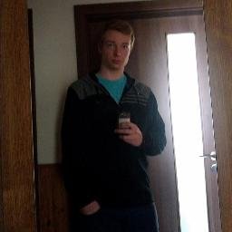 IT guy, gamer, sports (🏒🏎️⚽) and music lover, enthusiastic about urbanism, transportation and astrophysics
🎓 @fisvse
📌 Prague, born in Frýdek-Místek