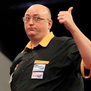 The official® page of PDC star 'Goldfinger' Andrew Gilding