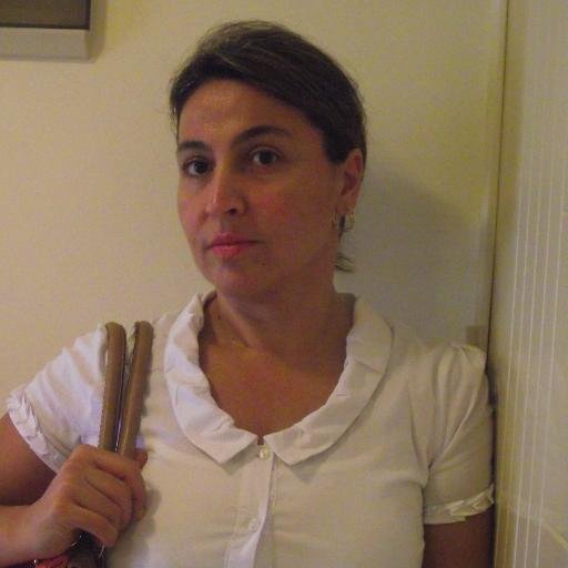 sevgisaritas's profile picture. Hayat izin verirse suya sabuna dokunmadan yaşayan bir diş hekimi..(hayat izin vermedi)