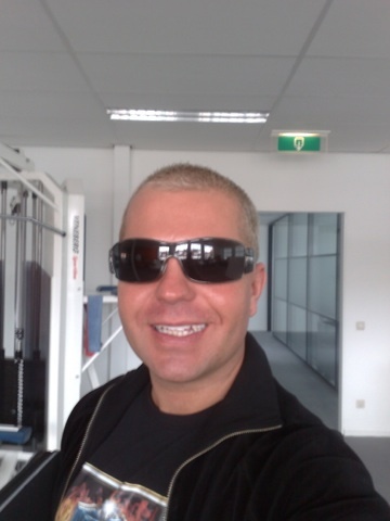 UploadedTV's profile picture. Just a guy with an IDEA...