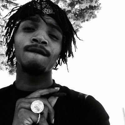 ApLamont's profile picture. 