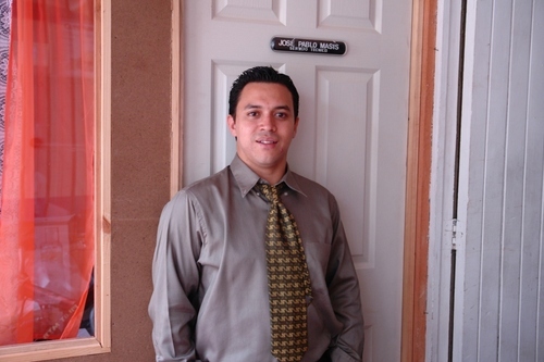 josepablomasis's profile picture. TECNICO EN ELECTRONICA. MARCAS AUTORIZADAS CUISINART Y WARING PRO.