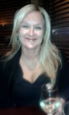 LauraCu19711607's profile picture. 