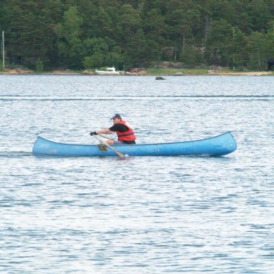RolfGrandell's profile picture. Pensionerad bildlärare. Passionerad seglare, alpinist, fotograf, körsångare och absurdist.
