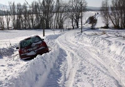 Collectif d'agents des routes, nous informons sur la reforme de la VH ardennaise, pour vous informer des difficultés départementales en tps réel.