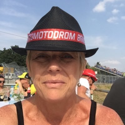 Bleeder62's profile picture. Lover of many sports and clubs: Moto GP, Valentino Rossi, WSBK & BSB, F1 & WTCC, Brisbane Roar member, Fulham FC, Queensland Reds Rugby .....Love Life:-)