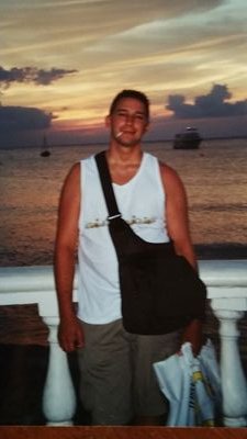 1wildfanintn's profile picture. purple hart vet 100% retired.