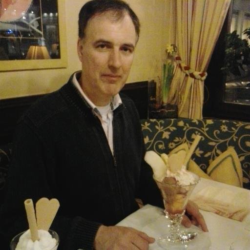 RJOosterloo's profile picture. 