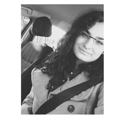 18;

instagram --- janaasndr