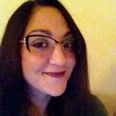 BeaBea85c's profile picture. Toscana doc, curiosa per natura, appassionata di riciclo creativo, nuove tecnologie, amante della lettura libera, della buona cucina da creare e gustare.