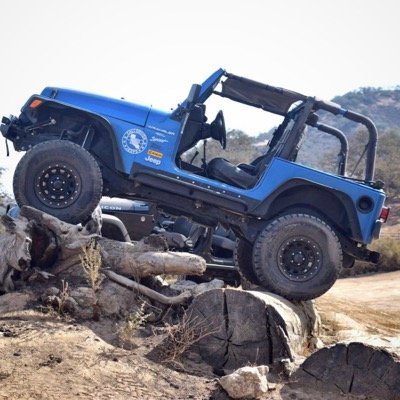 99 Jeep Wrangler • California • instagram: justin_thejeepguy