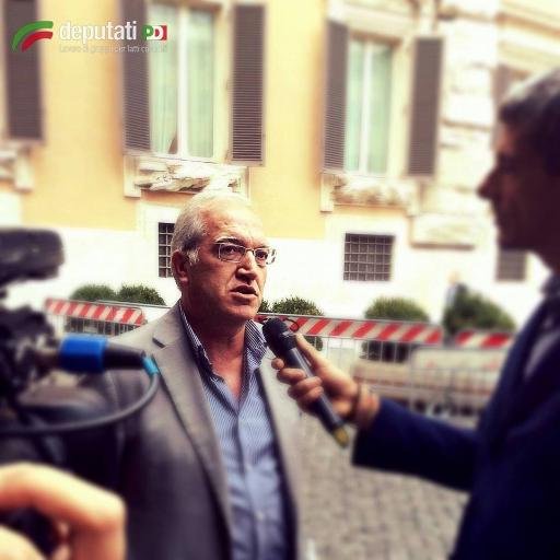 Siciliano Deputato del Partito  Democratico membro della VI Commissione Finanze e della Commissione Speciale per le Questioni Regionali