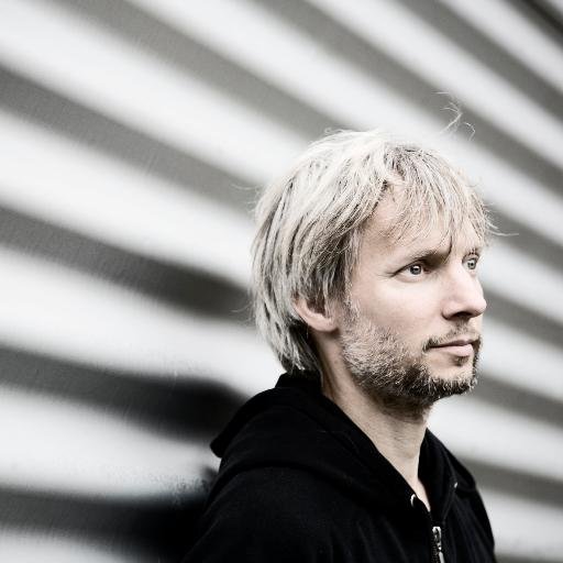 Njordlyd is a Danish musician and producer of thoughtful and mellow musical landscapes, organic compositions, and harmonies, combined with experimental rhythms.