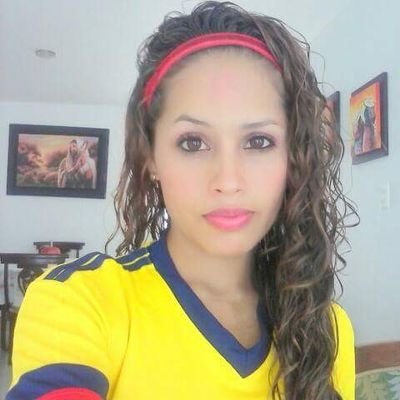 elizabe46141076's profile picture. bbbb