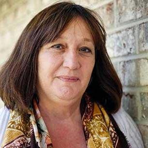 mealu1229's profile picture. Communications specialist