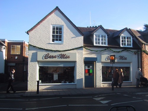 Family Owned Ladies Shoe Shop selling quality, fashionable footwear with an emphasis on comfort