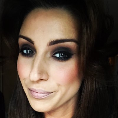 Senior Make up Artist and Mup Art Director @BrownSugarDub xxx