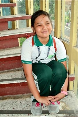 _mikaii's profile picture. 엿 , 현실 . 놀라운 , 판타지