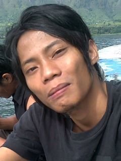 Vze_Vhanhouten's profile picture. Menjadi PENGUSAHA MUDA dan SUKSES.
Menjadi PEN0L0NG smua orang jika bisa,dan menjadi SANG M0TIVATOR orang2 yg membutuhkan M0tivasi dlm SEMANGAT HIDUP :)